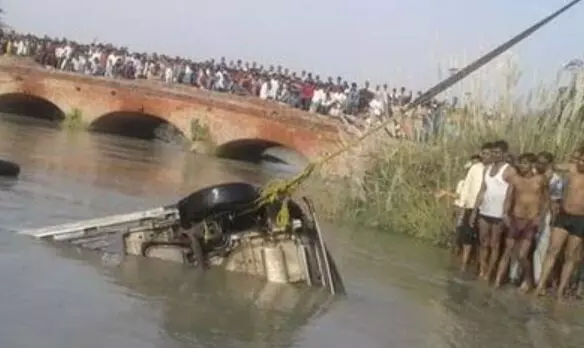 नहीं थम रहा शारदा का कहर, कई घर बहे नहीं थम रहा शारदा का कहर, कई घर बहे