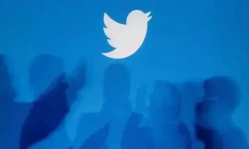 ट्विटर ने कंटेंट क्रिएटर्स के लिए पेश किया विज्ञापन कार्यक्रम ट्विटर ने कंटेंट क्रिएटर्स के लिए पेश किया विज्ञापन कार्यक्रम