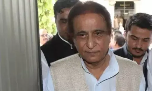 2019 के नफरत भरे भाषण के मामले में आजम खान को 2 साल की कैद 2019 के नफरत भरे भाषण के मामले में आजम खान को 2 साल की कैद