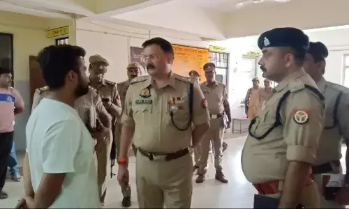 हरदोई में दो सगे भाइयों के कुछ ही दूरी पर शव मिलने से मचा हड़कंप, कच्ची शराब पीने से मौत होने की आशंका हरदोई में दो सगे भाइयों के कुछ ही दूरी पर शव मिलने से मचा हड़कंप, कच्ची शराब पीने से मौत होने की आशंका