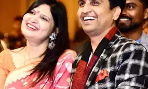 डॉ कुमार विश्वास की पत्नी और RPSC सदस्य मंजू शर्मा की भ्रष्टाचार को लेकर शिकायत, ACB ने दी क्लीनचिट डॉ कुमार विश्वास की पत्नी और RPSC सदस्य मंजू शर्मा की भ्रष्टाचार को लेकर शिकायत, ACB ने दी क्लीनचिट