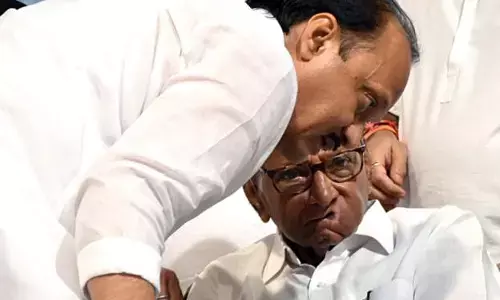 अजीत पवार के शरद पवार से मुलाकात के बाद भी शरद पशोपेश में, विपक्षी एकता की बैठक में भी नहीं पहुंचे! अजीत पवार के शरद पवार से मुलाकात के बाद भी शरद पशोपेश में, विपक्षी एकता की बैठक में भी नहीं पहुंचे!