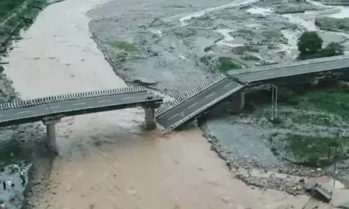 अवैध खनन होने की बात तो कैग ने भी बताई थी ! अवैध खनन होने की बात तो कैग ने भी बताई थी !