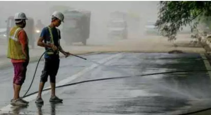 यमुना का जल स्तर कम हुआ, दिल्ली सरकार ने भारी माल वाहनों के प्रवेश पर प्रतिबंध को हटाया यमुना का जल स्तर कम हुआ, दिल्ली सरकार ने भारी माल वाहनों के प्रवेश पर प्रतिबंध को हटाया