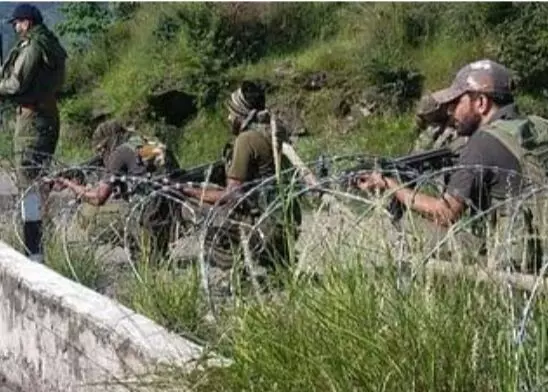 जम्मू-कश्मीर के पुंछ में सुरक्षा बलों के साथ मुठभेड़ में मारे गए 4 आतंकवादी