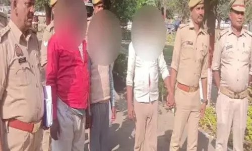 इंदौर में घरेलू समस्या सुलझाने के बहाने महिला से बलात्कार करने के आरोप में तांत्रिक गिरफ्तार इंदौर में घरेलू समस्या सुलझाने के बहाने महिला से बलात्कार करने के आरोप में तांत्रिक गिरफ्तार