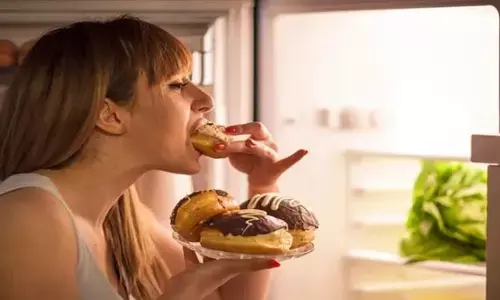 5 खाद्य पदार्थ जो आपकी त्वचा के लिए नहीं हैं बिल्कुल भी अच्छे