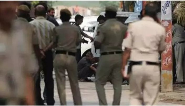 मानव तस्करी के आरोपी को पकड़ा गया त्रिपुरा में, ट्रांजिट रिमांड पर भेजा गया असम मानव तस्करी के आरोपी को पकड़ा गया त्रिपुरा में, ट्रांजिट रिमांड पर भेजा गया असम