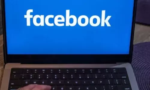 बांग्लादेशी महिला यूपी प्रेमी से मिली, ले गई उसे अपने साथ,अब मां को है बेटे की जान की फिक्र बांग्लादेशी महिला यूपी प्रेमी से मिली, ले गई उसे अपने साथ,अब मां को है बेटे की जान की फिक्र