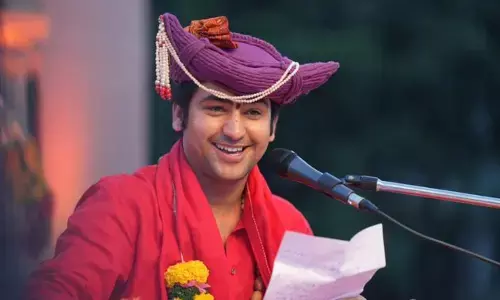 धीरेंद्र शास्त्री की बढ़ सकती हैं मुश्किलें, नोएडा कथा के बयान पर हुई है शिकायत धीरेंद्र शास्त्री की बढ़ सकती हैं मुश्किलें, नोएडा कथा के बयान पर हुई है शिकायत