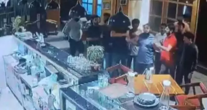 राजस्थान के मंत्री के भतीजे ने नशे में जयपुर के होटल में की तोड़फोड़; मामला दर्ज राजस्थान के मंत्री के भतीजे ने नशे में जयपुर के होटल में की तोड़फोड़; मामला दर्ज