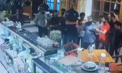 राजस्थान के मंत्री के भतीजे ने नशे में जयपुर के होटल में की तोड़फोड़; मामला दर्ज राजस्थान के मंत्री के भतीजे ने नशे में जयपुर के होटल में की तोड़फोड़; मामला दर्ज