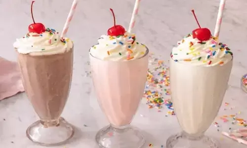 मिल्क शेक रेसिपी: गर्मियों में बनाएं ये स्वादिष्ट शेक, मिलेगी ताजगी