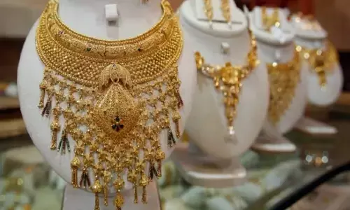 सोने-चांदी का रेट आज:सोना 2,000 रुपये प्रति 10 ग्राम फिसला सोने-चांदी का रेट आज:सोना 2,000 रुपये प्रति 10 ग्राम फिसला