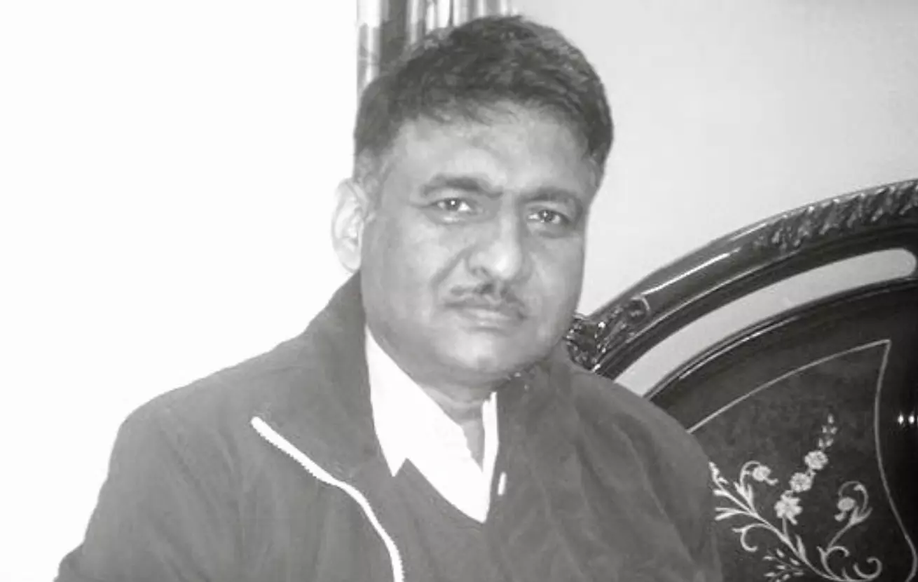 पूर्व DGP जगमोहन यादव के भाई ASP सुधाकर यादव का हार्ट अटैक से निधन, फतेहपुर PAC में थे तैनात पूर्व DGP जगमोहन यादव के भाई ASP सुधाकर यादव का हार्ट अटैक से निधन, फतेहपुर PAC में थे तैनात