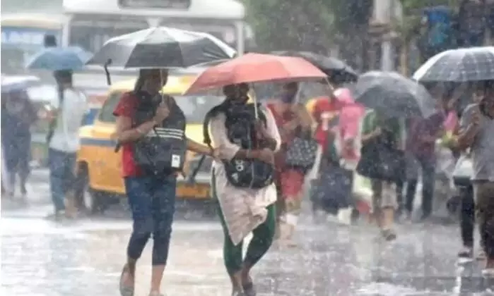 बारिश का कहर: आईएमडी ने पालघर, रायगढ़, रत्नागिरी और सिंधुदुर्ग के लिए ऑरेंज अलर्ट किया जारी