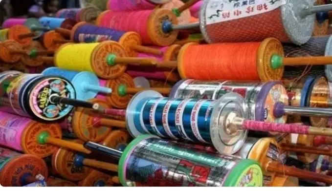 दिल्ली पुलिस ने चीनी मांझा की बिक्री पर की कार्रवाई