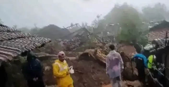 रायगढ़ भूस्खलन: 27 शव बरामद, 78 के लापता होने की आशंका; एनडीआरएफ ने बचाव अभियान रोका रायगढ़ भूस्खलन: 27 शव बरामद, 78 के लापता होने की आशंका; एनडीआरएफ ने बचाव अभियान रोका