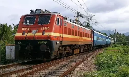 आईआरसीटीसी का सर्वर डाउन, तकनीकी समस्या के कारण नहीं हुई बुकिंग आईआरसीटीसी का सर्वर डाउन, तकनीकी समस्या के कारण नहीं हुई बुकिंग