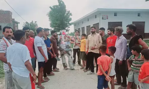 यूपी के शामली के गाँव में लगे बीजेपी मुर्दाबाद के नारे