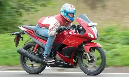 हीरो करिज्मा जेनजेड फिर लौट आया है सनसनी के साथ