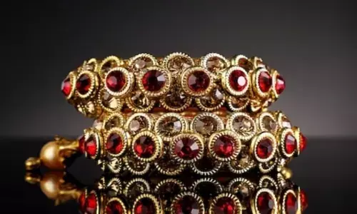 सोना-चांदी आज: सिर्फ 34,599 रुपये प्रति 10 ग्राम पर सोना खरीदने का सुनहरा मौका सोना-चांदी आज: सिर्फ 34,599 रुपये प्रति 10 ग्राम पर सोना खरीदने का सुनहरा मौका