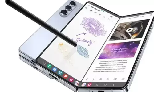 Samsung Galaxy Z Flip 5 5G:फोल्डेबल स्मार्टफोन का अनावरण,कीमत,फीचर्स जानें यहां Samsung Galaxy Z Flip 5 5G:फोल्डेबल स्मार्टफोन का अनावरण,कीमत,फीचर्स जानें यहां