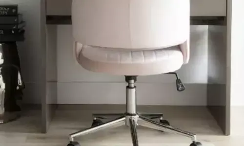 स्टडी टेबल के लिए आरामदायक कुर्सी चाहिए?देखें 7 डिज़ाइन