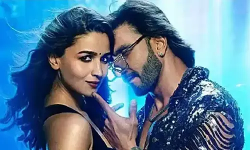 रॉकी और रानी की प्रेम कहानी रिव्यू: आलिया-रणवीर की एक्टिंग ने छुपाया खराब स्क्रीनप्ले को !