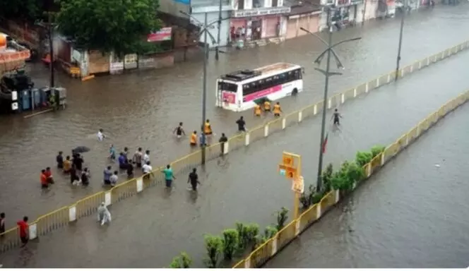 जयपुर में बारिश: शहर हुआ जलमग्न; राजस्थान के अन्य जिलों में आज होगी अधिक बारिश जयपुर में बारिश: शहर हुआ जलमग्न; राजस्थान के अन्य जिलों में आज होगी अधिक बारिश
