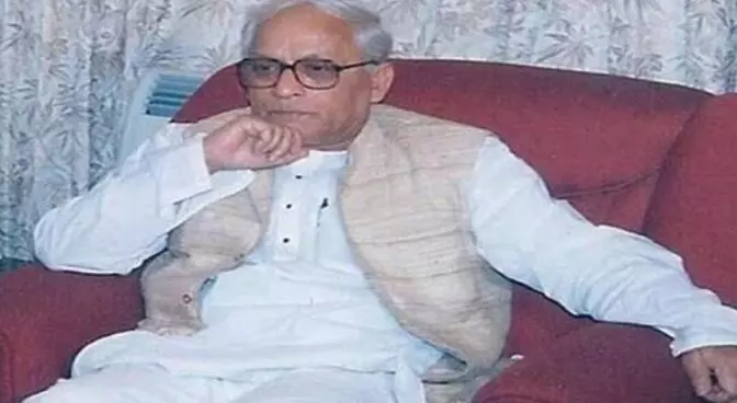 बंगाल के पूर्व मुख्यमंत्री बुद्धदेव भट्टाचार्य सांस संबंधी बीमारी के कारण अस्पताल में भर्ती बंगाल के पूर्व मुख्यमंत्री बुद्धदेव भट्टाचार्य सांस संबंधी बीमारी के कारण अस्पताल में भर्ती