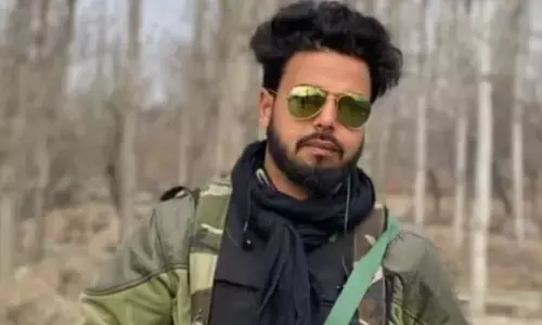 कश्मीर के कुलगाम में भारतीय सेना का जवान लापता,  उसकी कार में मिला खून कश्मीर के कुलगाम में भारतीय सेना का जवान लापता,  उसकी कार में मिला खून