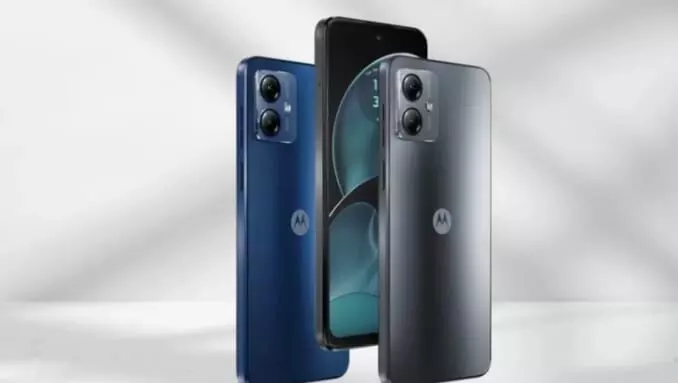 अपने बेजोड़ फीचर्स से ग्राहकों को लुभाने कल आ रहा है Moto G14; जाने कीमत, मुख्य विवरण अपने बेजोड़ फीचर्स से ग्राहकों को लुभाने कल आ रहा है Moto G14; जाने कीमत, मुख्य विवरण