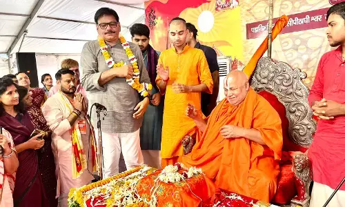 राजा दशरथ के अंगनवा , खेले चारो ललनवा संगीत पर राममय हुये नोएडावासी