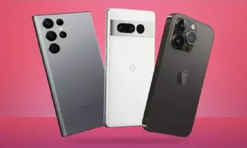 यहां अगस्त 2023 में लॉन्च होने वाले बेहतरीन फोन यहां अगस्त 2023 में लॉन्च होने वाले बेहतरीन फोन