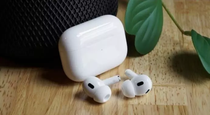 फ्लिपकार्ट पर Apple AirPods Pro मात्र 690 रुपये में, जानें विवरण फ्लिपकार्ट पर Apple AirPods Pro मात्र 690 रुपये में, जानें विवरण