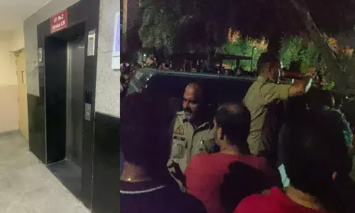 рдиреЛрдПрдбрд╛ рдореЗрдВ 24рд╡реЗрдВ рдордВрдЬрд┐рд▓ рд╕реЗ рдЧрд┐рд░реА рд▓рд┐рдлреНрдЯ, рдорд╣рд┐рд▓рд╛ рдХреА рдореМрдд, рдореМрдХреЗ рдкрд░ рд╕реНрдерд╛рдиреАрдп рд▓реЛрдЧреЛрдВ рдХрд╛ рд╣рдВрдЧрд╛рдорд╛ рдиреЛрдПрдбрд╛ рдореЗрдВ 24рд╡реЗрдВ рдордВрдЬрд┐рд▓ рд╕реЗ рдЧрд┐рд░реА рд▓рд┐рдлреНрдЯ, рдорд╣рд┐рд▓рд╛ рдХреА рдореМрдд, рдореМрдХреЗ рдкрд░ рд╕реНрдерд╛рдиреАрдп рд▓реЛрдЧреЛрдВ рдХрд╛ рд╣рдВрдЧрд╛рдорд╛