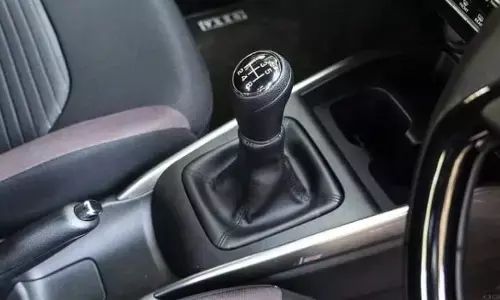 परफॉर्मेंस और स्टाइल का परफेक्ट मिश्रण है मारुति की यह SUV;जानें यहां परफॉर्मेंस और स्टाइल का परफेक्ट मिश्रण है मारुति की यह SUV;जानें यहां