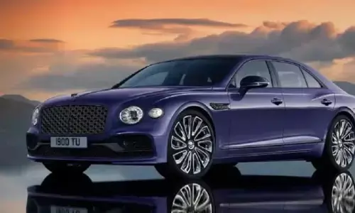 भारत में शीर्ष 10 लक्जरी कारें: देखे एक झलक भारत में शीर्ष 10 लक्जरी कारें: देखे एक झलक