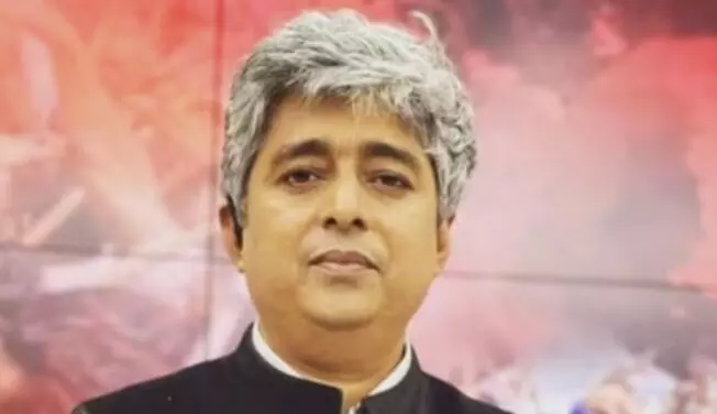नूंह हिंसा पर एक्स पोस्ट को लेकर सुदर्शन न्यूज के संपादक मुकेश कुमार को गुड़गांव पुलिस ने किया गिरफ्तार नूंह हिंसा पर एक्स पोस्ट को लेकर सुदर्शन न्यूज के संपादक मुकेश कुमार को गुड़गांव पुलिस ने किया गिरफ्तार