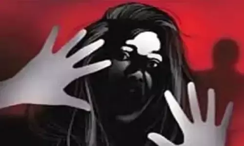 गाजियाबाद: शख्स ने दोस्त की भाभी से किया यौन शोषण, नहाते हुए वीडियो वायरल करने की दी धमकी