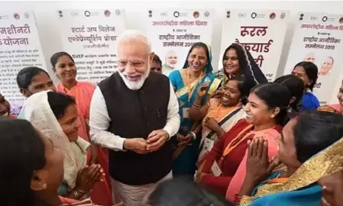 सरकार की इस योजना के माध्यम से महिलाओं को मिल रहे हैं ₹6000 जानिए आप कैसे उठा सकते हैं इसका फायदा सरकार की इस योजना के माध्यम से महिलाओं को मिल रहे हैं ₹6000 जानिए आप कैसे उठा सकते हैं इसका फायदा