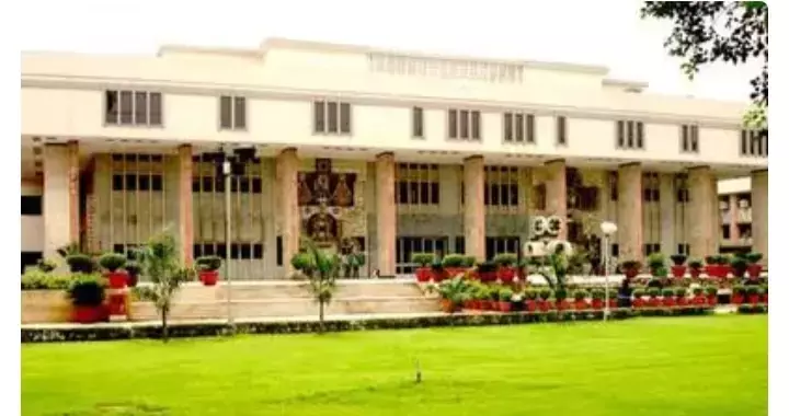 एनडीएमसी ने दिल्ली एचसी से कहा, 150 साल पुरानी मस्जिद यातायात को कर रही है अवरुद्ध एनडीएमसी ने दिल्ली एचसी से कहा, 150 साल पुरानी मस्जिद यातायात को कर रही है अवरुद्ध