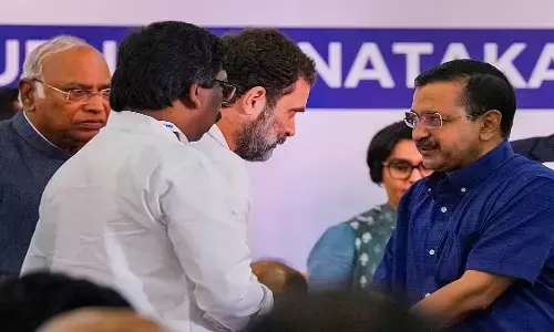 I.N.D.I.A गठबंधन में टूट! दिल्ली में कांग्रेस ने किया सभी 7 सीटों पर चुनाव लड़ने का ऐलान, आप हुई बेहद खफा दिया ये बयान!