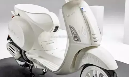 वेस्पा जस्टिन बीबर एडिशन 150cc स्कूटर लॉन्च, कीमत 6.46 लाख रुपये