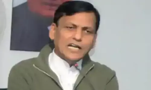 केंद्रीय मंत्री ने बिहार में पत्रकार की हत्या पर नीतीश कुमार की आलोचना की कहा उपद्रवियों को राज्य से मिल रहा है संरक्षण