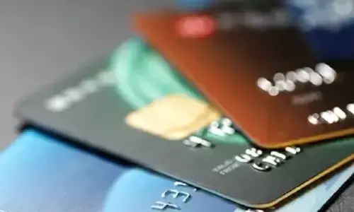 क्रेडिट कार्ड चोरी हो गया? घबराएं नहीं, अपनी सूचना को सुरक्षित करने के लिए इन चरणों का करें पालन