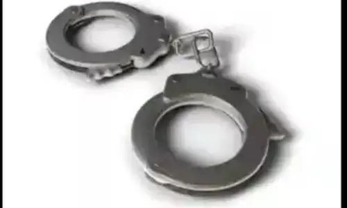 बलिया से पकड़े गए तीन नक्सलियों को रखा गया 10 दिन की हिरासत मे बलिया से पकड़े गए तीन नक्सलियों को रखा गया 10 दिन की हिरासत मे