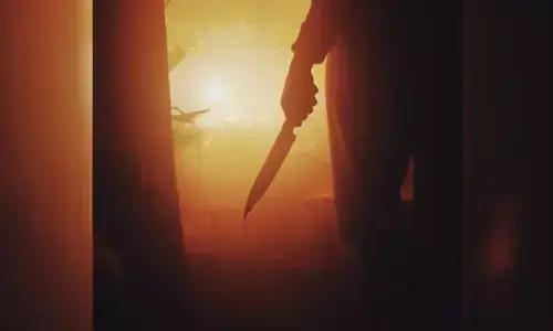 सुबह टहलने के दौरान सेवानिवृत्त स्कूल शिक्षक की गोली मारकर हत्या