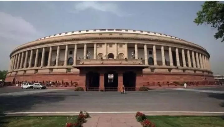 संसद के शीतकालीन सत्र में भारत को मिलेंगे 3 नए कानून: सूत्र संसद के शीतकालीन सत्र में भारत को मिलेंगे 3 नए कानून: सूत्र